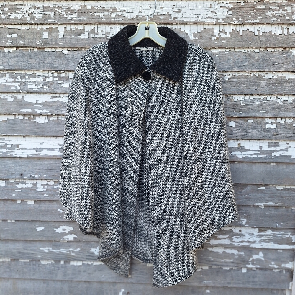 Weave of the Irish Wool Cape Poncho Shawl Wrap